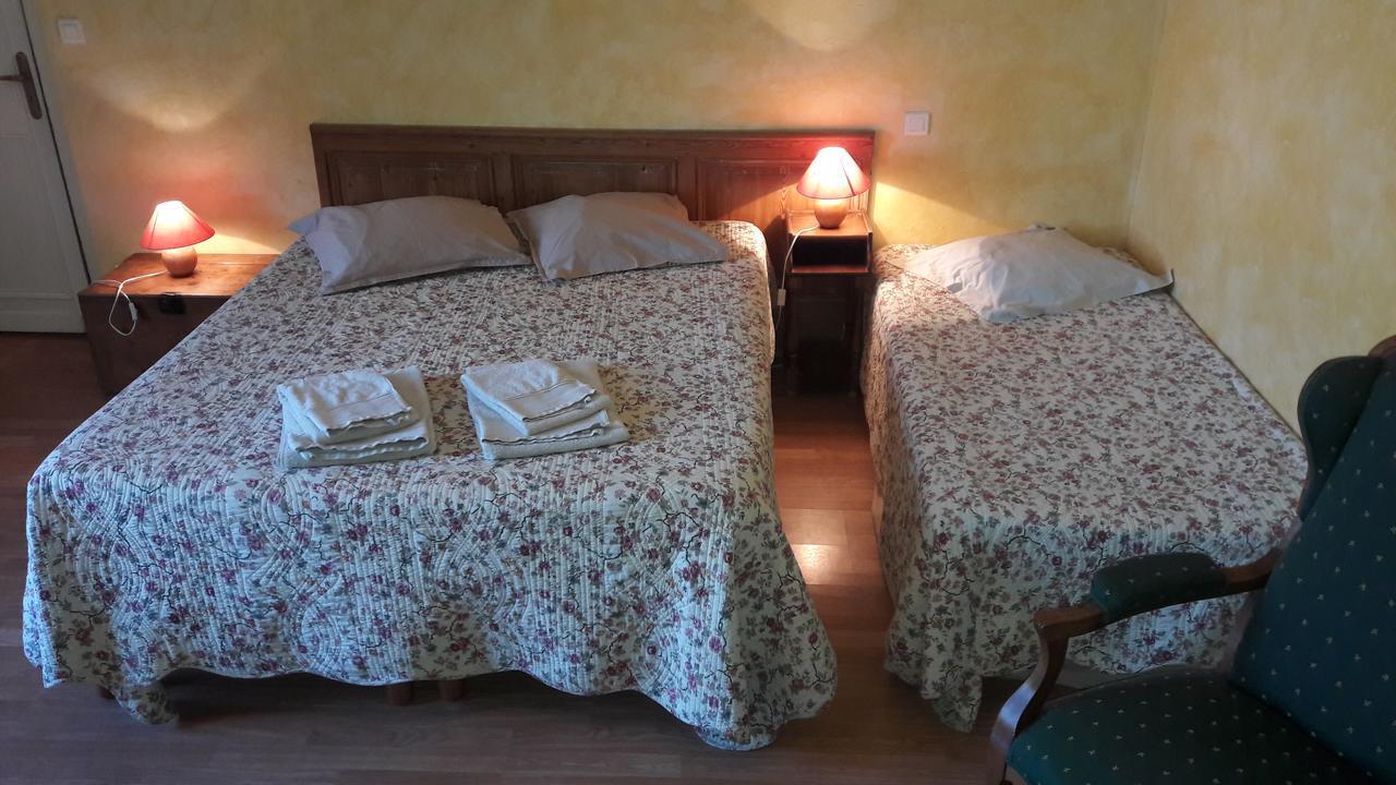 Bed and Breakfast Golf De Teynac Beychac-et-Caillau Exteriér fotografie