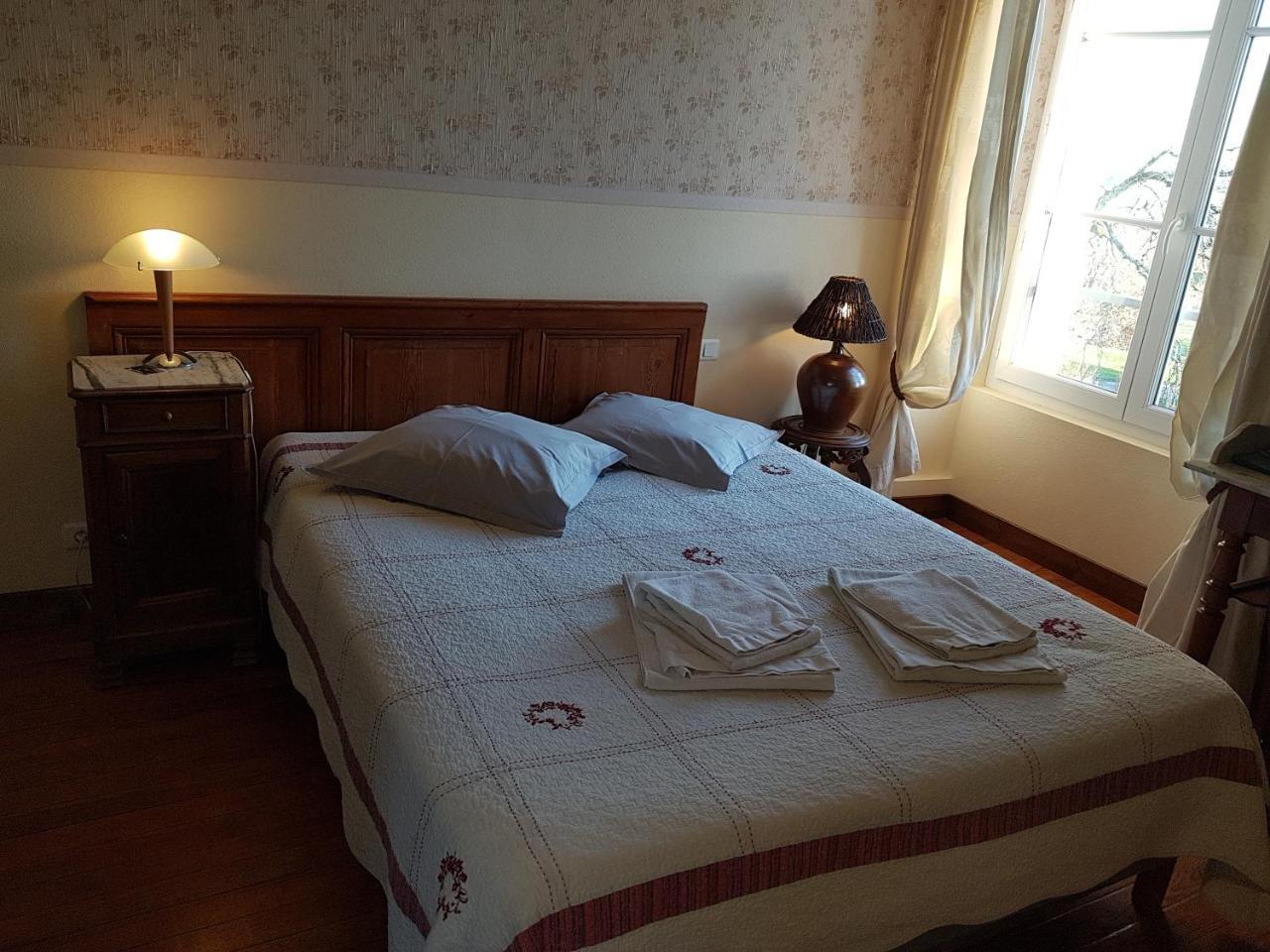 Bed and Breakfast Golf De Teynac Beychac-et-Caillau Exteriér fotografie